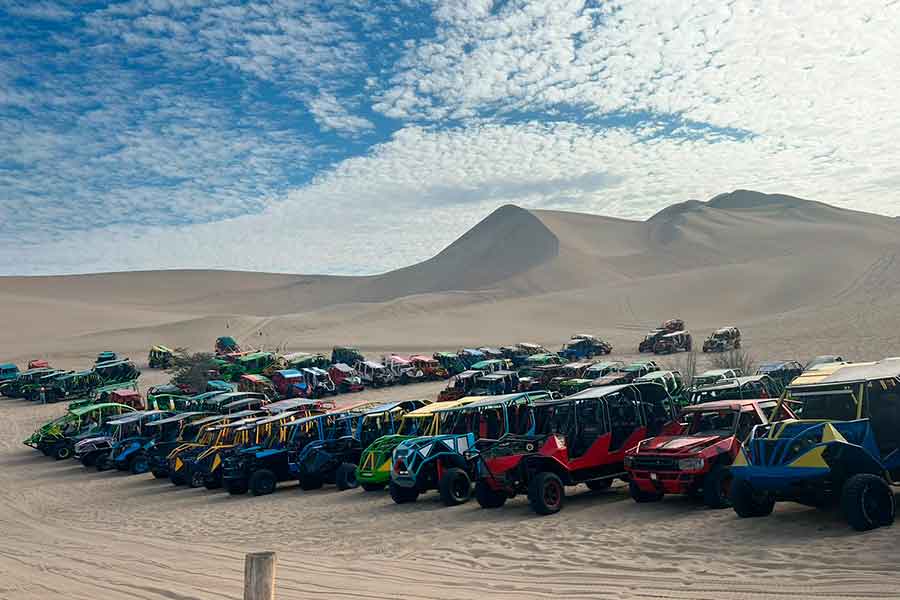 buggy y sandboard huacachina